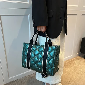 Осенне-зимние сумки через плечо, пуховые стеганые хлопковые сумки через плечо, дизайнерские портативные сумки большой емкости для путешествий покупателей